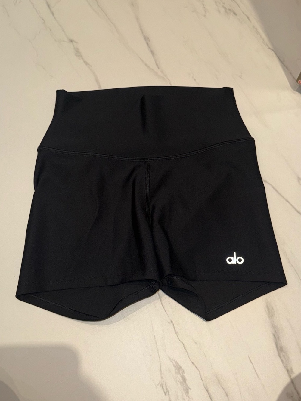 Alo YOGA Airlift 5 Black Shorts